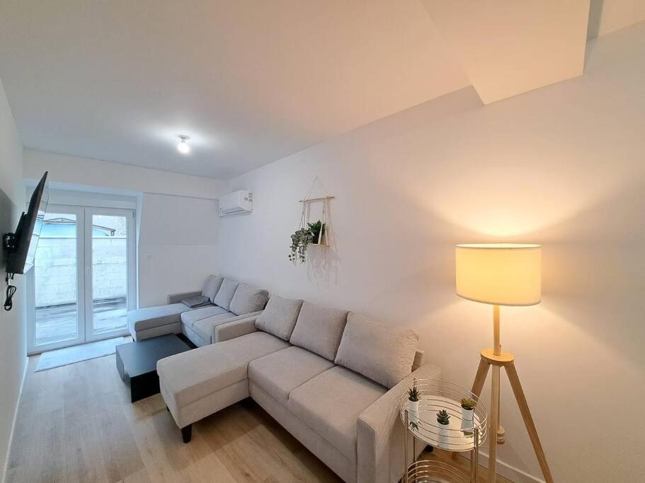 Mascate - Appartement Climatise En Hypercentre Reims Luaran gambar