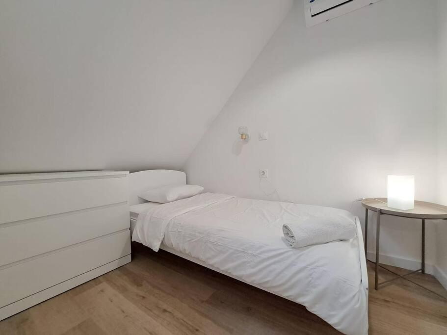 Mascate - Appartement Climatise En Hypercentre Reims Luaran gambar